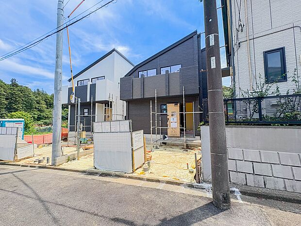 街並み全体のデザインへの拘りと充実した設備はきっとご満足いただける筈。(2026年6月撮影)