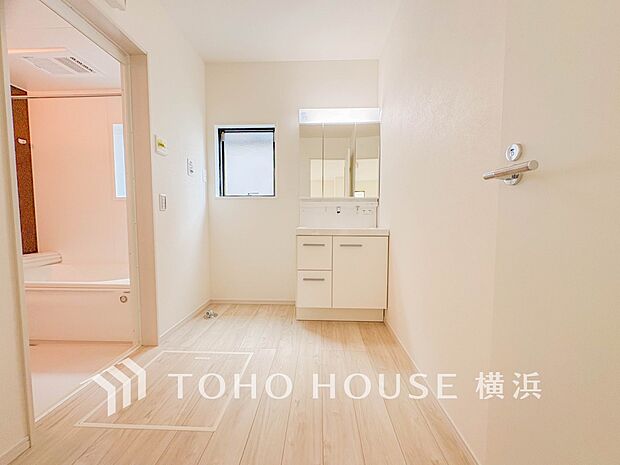 ご家族の1日が始まり、1日の終わりを締めくくる洗面空間。