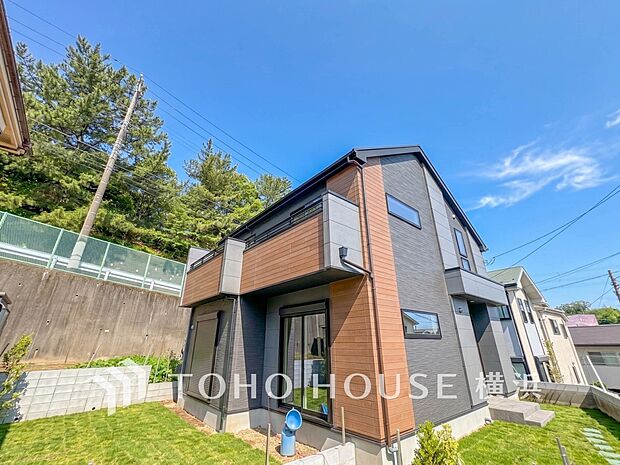 生活利便に優れた住環境に立地し、ゆとりある生活が送れます。