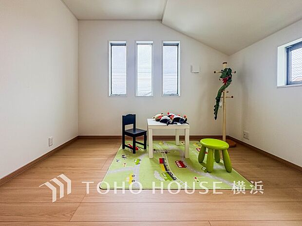 穏やかな寛ぎを届けるお部屋。※生成AIによるイメージです。家具・小物は販売価格に含まれません。