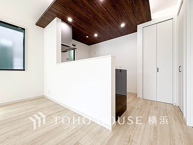集いの場、憩いの場としての快適性を求めたやすらぎの空間です。
