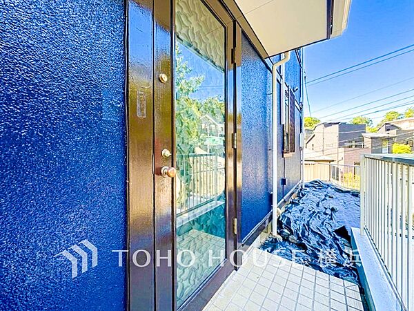 お住まいの顔となる玄関。住まう方のプライドを満たすクオリティを備えています。