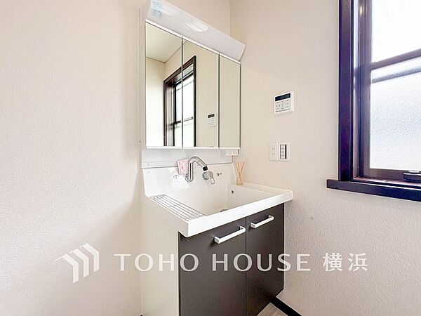 ご家族の1日が始まり、1日の終わりを締めくくる洗面空間。