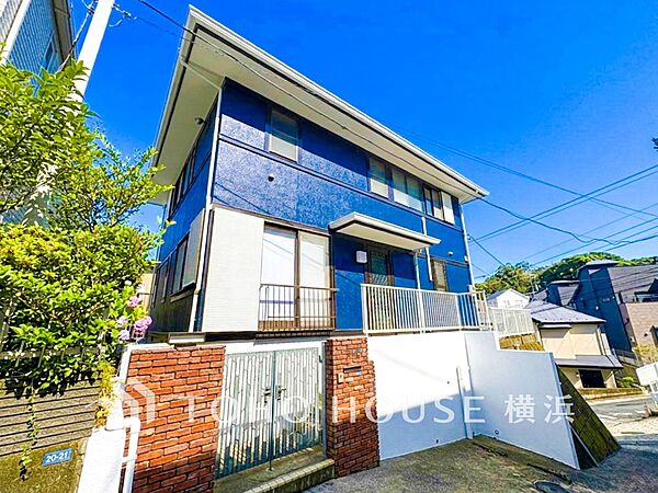 生活利便に優れた住環境に立地し、ゆとりある生活が送れます。