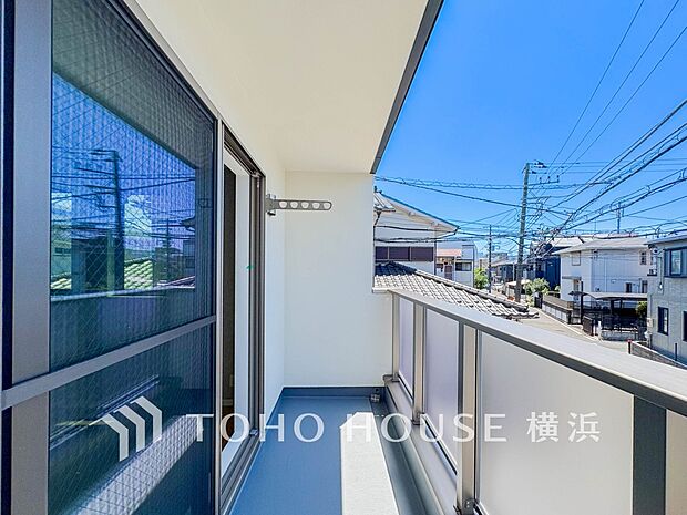 お部屋にも爽やかな風と暖かく柔らかな日差しが差し込み、毎日の暮らしを豊かに彩ります。