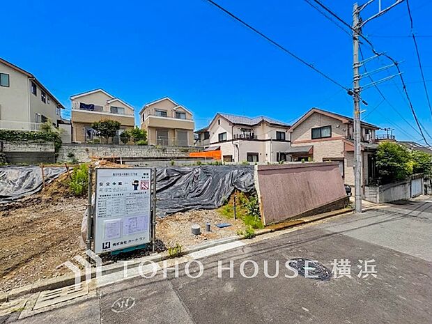 暖かな陽光と爽やかな風がハーモニーを奏でる上質な空間を愉しむ暮らし。(2026年6月撮影)