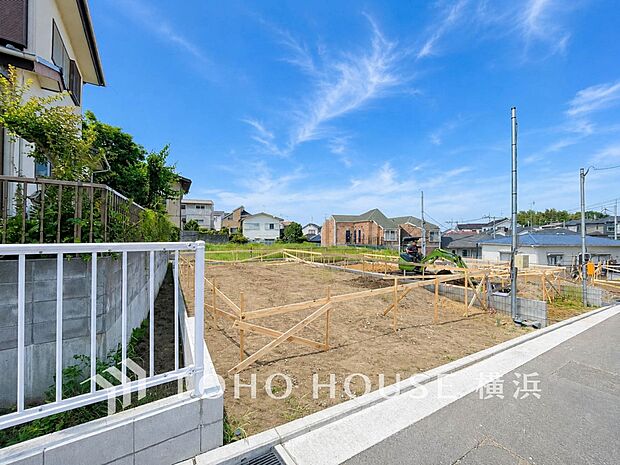快適さや豊かさはもちろん、未来まで考えた家造りをテーマに建築されます。(2026年6月撮影)
