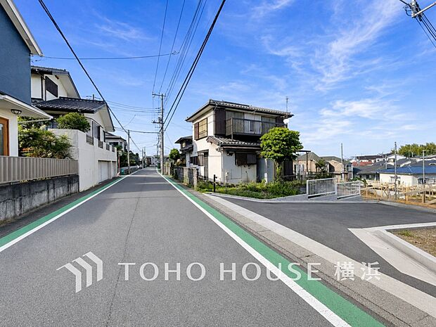 穏やかな住環境で子育てファミリーにもおすすめです。(2026年6月撮影)