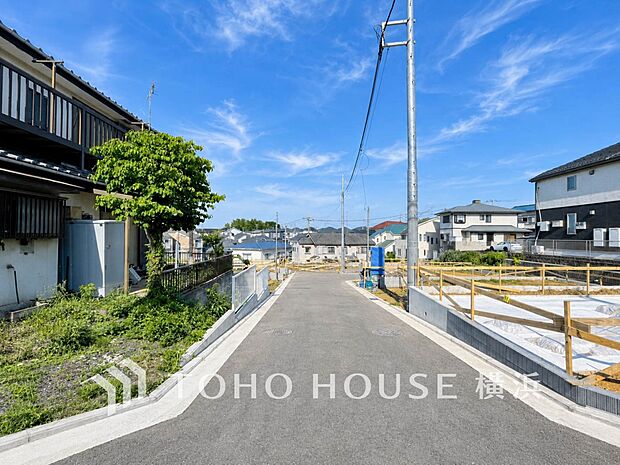 駅やお買物、教育施設が徒歩圏に揃う便利な住環境で永住の地に相応しい立地です。(2026年6月撮影)