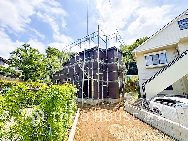 快適さや豊かさはもちろん、未来まで考えた家造りをテーマに建築されます。(2026年6月撮影)
