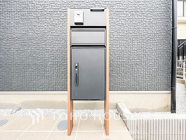 宅配ボックスがあると再配達依頼する必要がないので時間を有効に使えます。