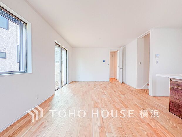 家族と過ごす時間を大切にしたい方にぴったりの明るくゆとりある住空間です。