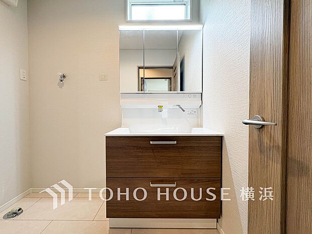 ご家族の1日が始まり、1日の終わりを締めくくる洗面空間。