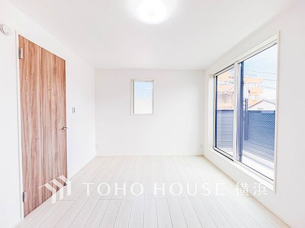 穏やかな寛ぎを届ける上質仕様のゆとりあるお部屋。心豊かにできるプライベート空間。