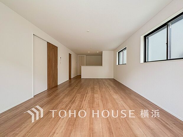 集いの場、憩いの場としての快適性を求めたやすらぎの空間です。