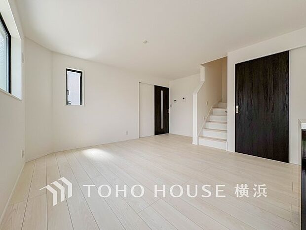 集いの場、憩いの場としての快適性を求めたやすらぎの空間です。