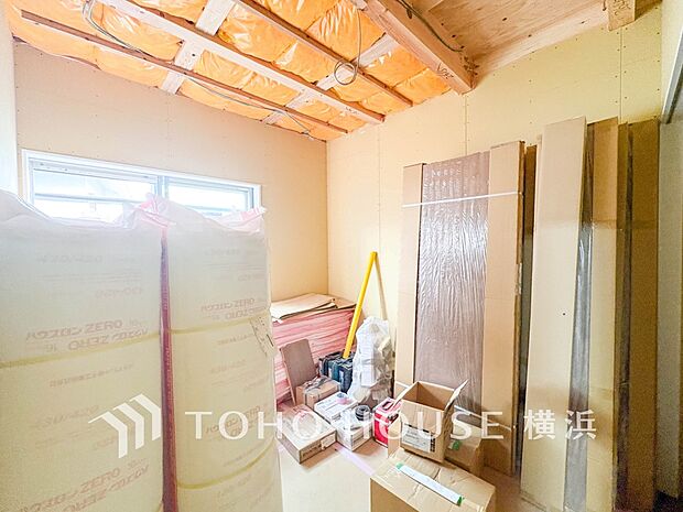 穏やかな寛ぎを届ける上質仕様のお部屋。(2026年6月撮影)