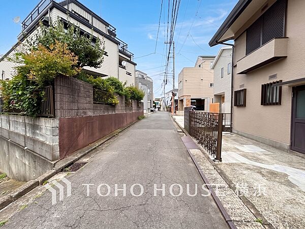 生活利便に優れた住環境に立地し、ゆとりある生活が送れます。