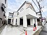 玄関：お住まいの顔となる玄関。住まう方のプライドを満たすクオリティを備えています。 