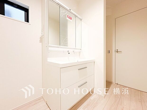ご家族の1日が始まり、1日の終わりを締めくくる洗面空間。