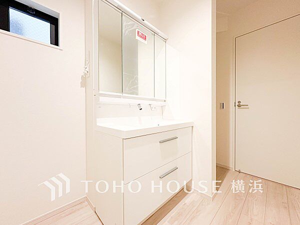 ご家族の1日が始まり、1日の終わりを締めくくる洗面空間。