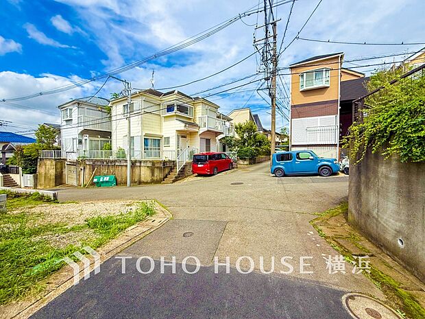 穏やかな住環境で子育てファミリーにもおすすめです。(2026年6月撮影)