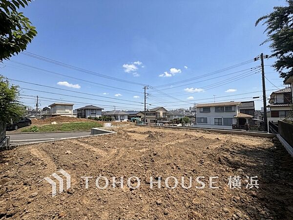 良質な環境に暮らす永住の邸がここに誕生します。（2026年6月撮影）