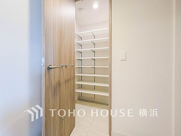 シューズインクローゼット完備でたくさんの靴をしっかり収納。