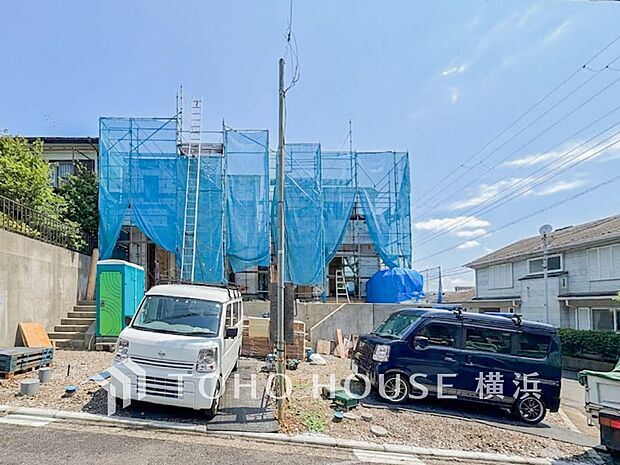 良質な環境に暮らす永住の邸がここに誕生します。（2026年6月撮影）