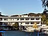 周辺：鎌倉市立今泉小学校　1500m　徒歩19分。穏やかな住環境で豊かな暮らしを。 