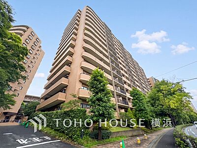 外観：流行に左右されず、将来にわたって価値が継続する「上質」な佇まい。