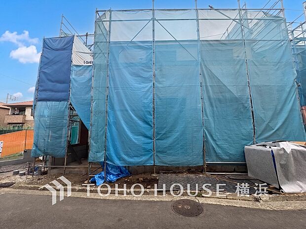 良質な環境に暮らす永住の邸がここに誕生します。(2026年7月撮影)