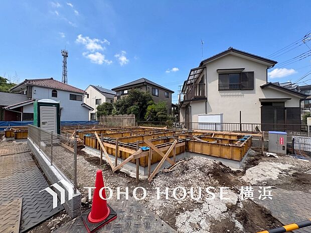街並み全体のデザインへの拘りと充実した設備はきっとご満足いただける筈。(2026年7月撮影)