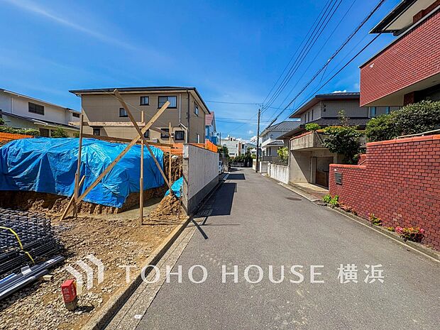 穏やかな住環境で子育てファミリーにもおすすめです。(2026年7月撮影)