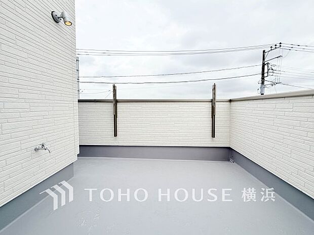 お部屋にも爽やかな風と暖かく柔らかな日差しが差し込み、毎日の暮らしを豊かに彩ります。