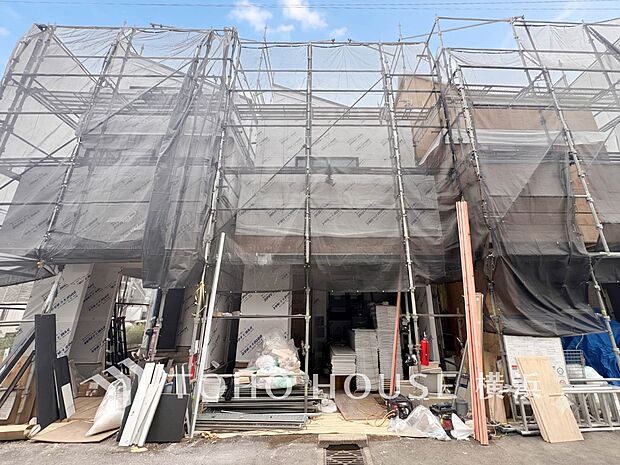 快適さや豊かさはもちろん、未来まで考えた家造りをテーマに建築されます。(2026年7月撮影)