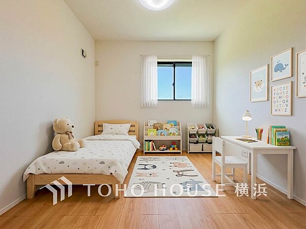自分時間を快適に過ごせるお部屋。※生成AIによるイメージです。家具・小物は販売価格に含まれません。