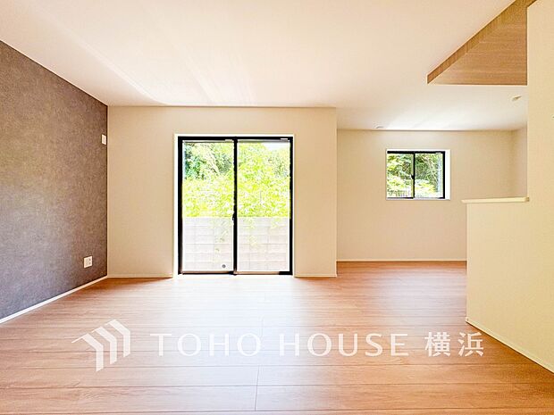 ここはみんなが集い、食事と楽しい会話が始まるスペース。