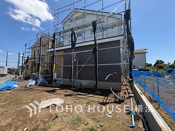 街並み全体のデザインへの拘りと充実した設備はきっとご満足いただける筈。（2026年7月撮影）