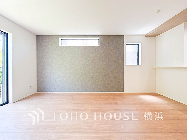 開放感あるリビングダイニング。ご家族とのんびりしたひと時を過ごせますね。