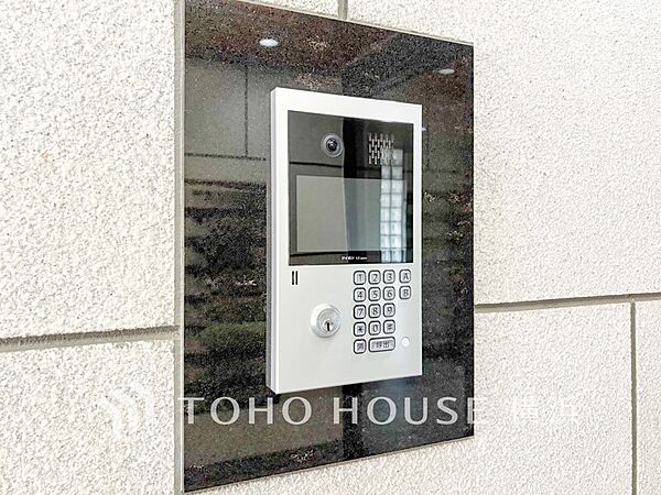 防犯が気になる方におすすめのオートロック付き、お子様がいらっしゃるご家庭にも安心の設備です。