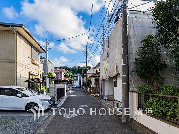 穏やかな住環境で子育てファミリーにもおすすめです。(2026年7月撮影)