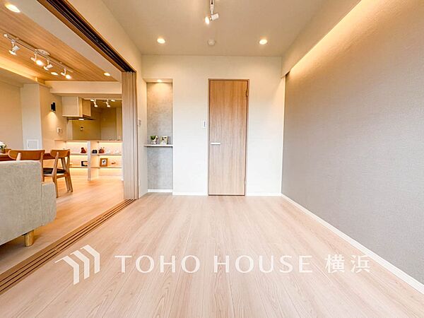 趣味に没頭したり、自分の時間を愉しめる一部屋です。