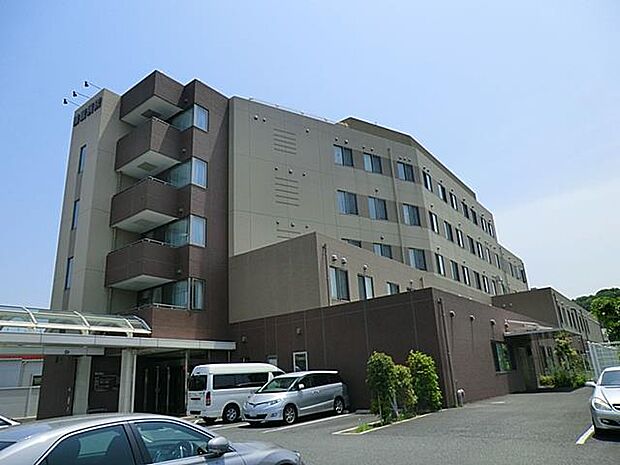 医療法人社団鴨居病院　500m　内科・ 循環器内科・消化器内科・神経内科・小児科・外科・整形外科・皮膚科など幅広く受診可能です。 