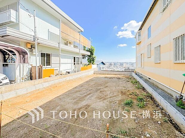 快適さや豊かさはもちろん、未来まで考えた家造りをテーマに建築されます。（2026年7月撮影）