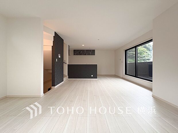 集いの場、憩いの場としての快適性を求めたやすらぎの空間です。