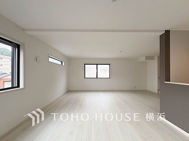 家族と過ごす時間を大切にしたい方にぴったりの明るくゆとりある住空間です。