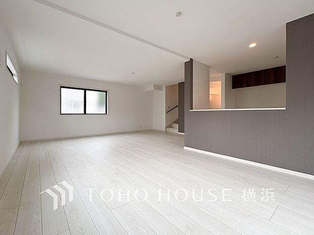集いの場、憩いの場としての快適性を求めたやすらぎの空間です。