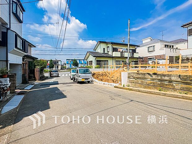 家の良し悪しだけでなく周辺環境も重要なポイント。（2026年7月撮影）