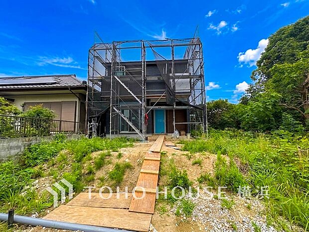 街と住まいが心地よい暮らしを演出します。(2026年7月撮影)